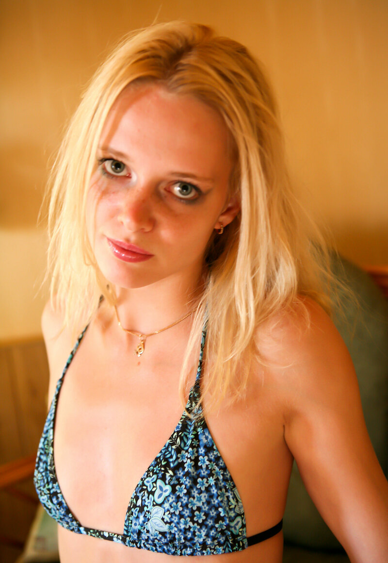 Алена, 24